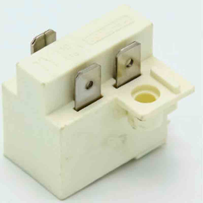Реле пусковое 3 конт HL162 5A 008001